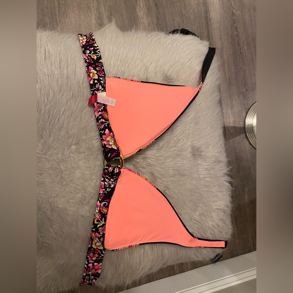 Bikini Top - Picture 2 of 3